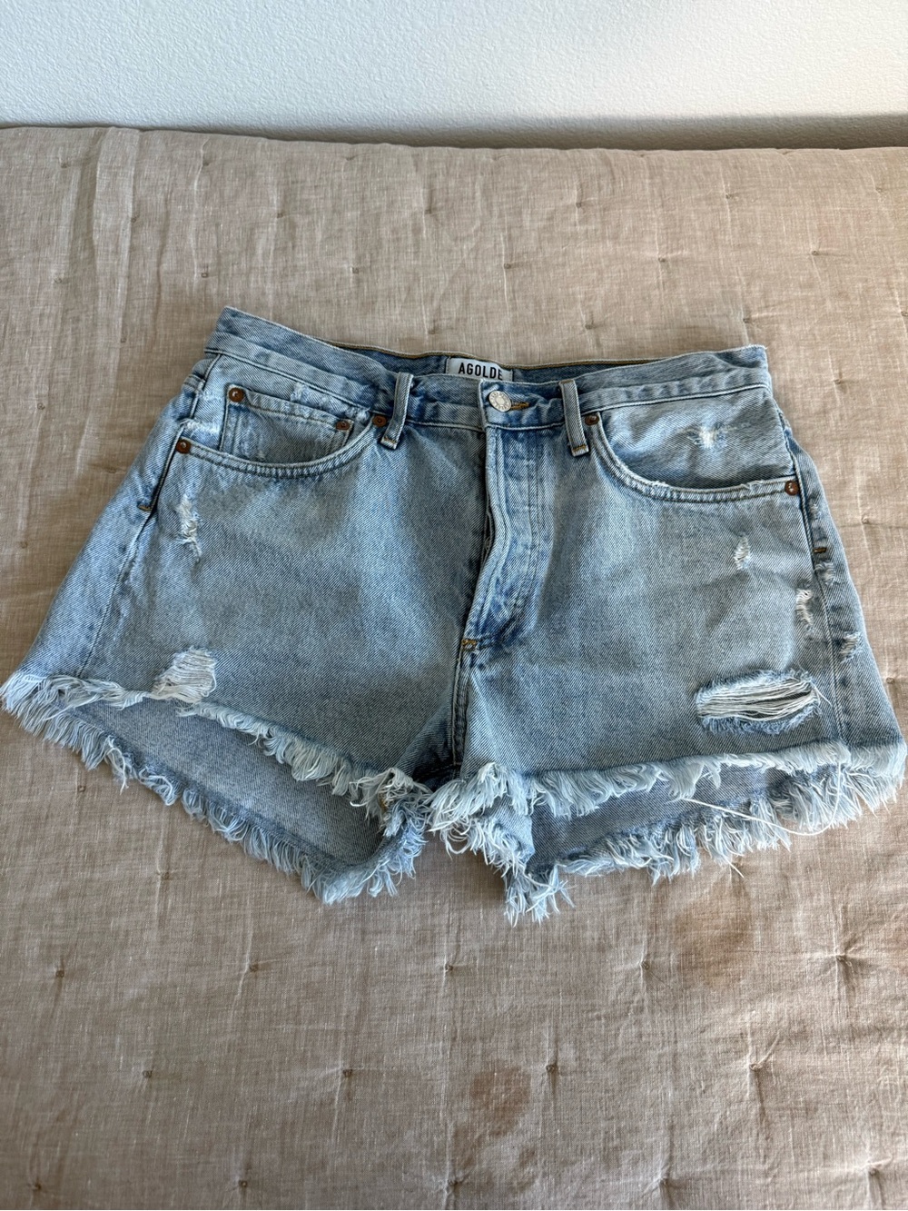 Agolde Parker Distressed shorts Size 28